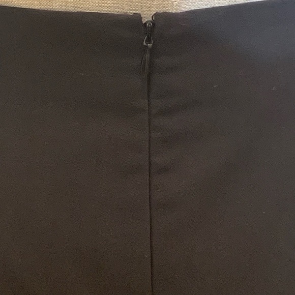 🔴💥EUC💥 INC International Concepts Classic Black Pencil Skirt - Size 4✨ - Picture 8 of 10